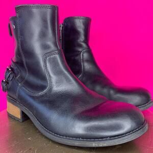 UGG Orion Black Leather Double Buckle Detail Moto Boot US 7